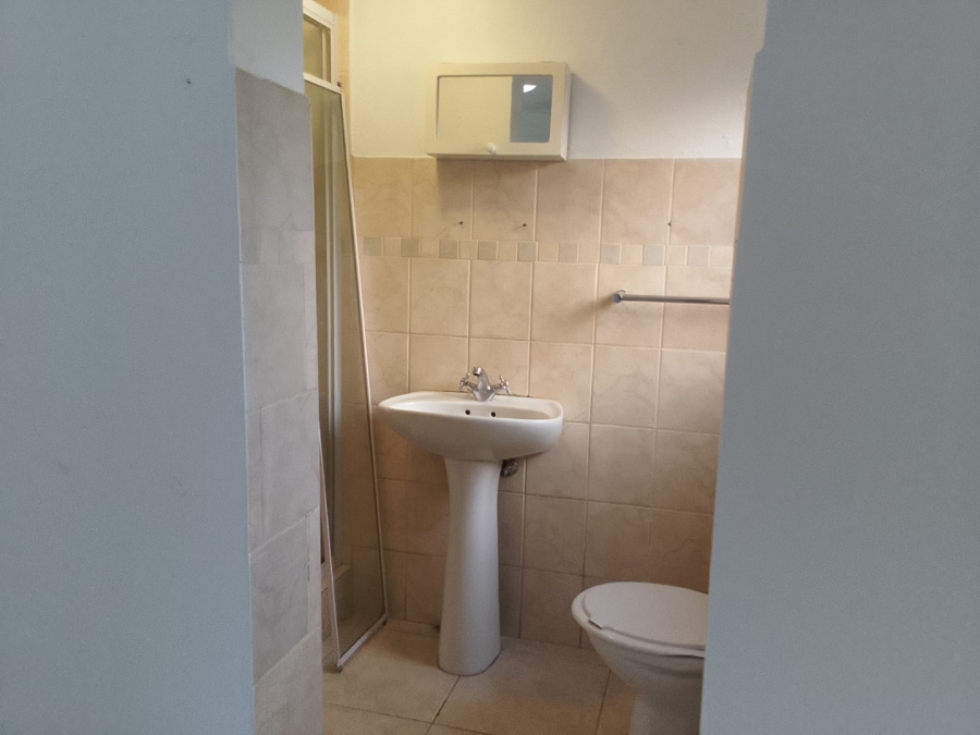 To Let 4 Bedroom Property for Rent in George South Western Cape